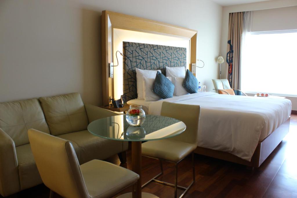 Novotel Visakhapatnam Varun Beach Photo 2