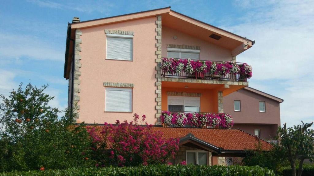 Rooms Mario — Hotel in Medjugorje