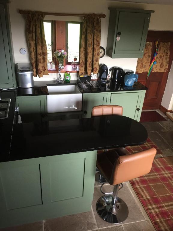 Pellcroft Cottage, Holmfirth photo 7