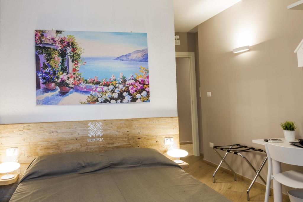 Euforia Napoli - Tre Sedi - Three Locations photo