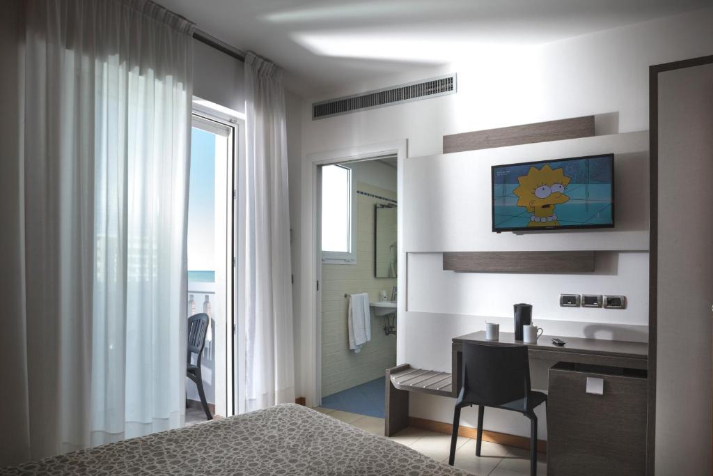 Hotel Tropical — Hotel rooms in Jesolo, Veneto