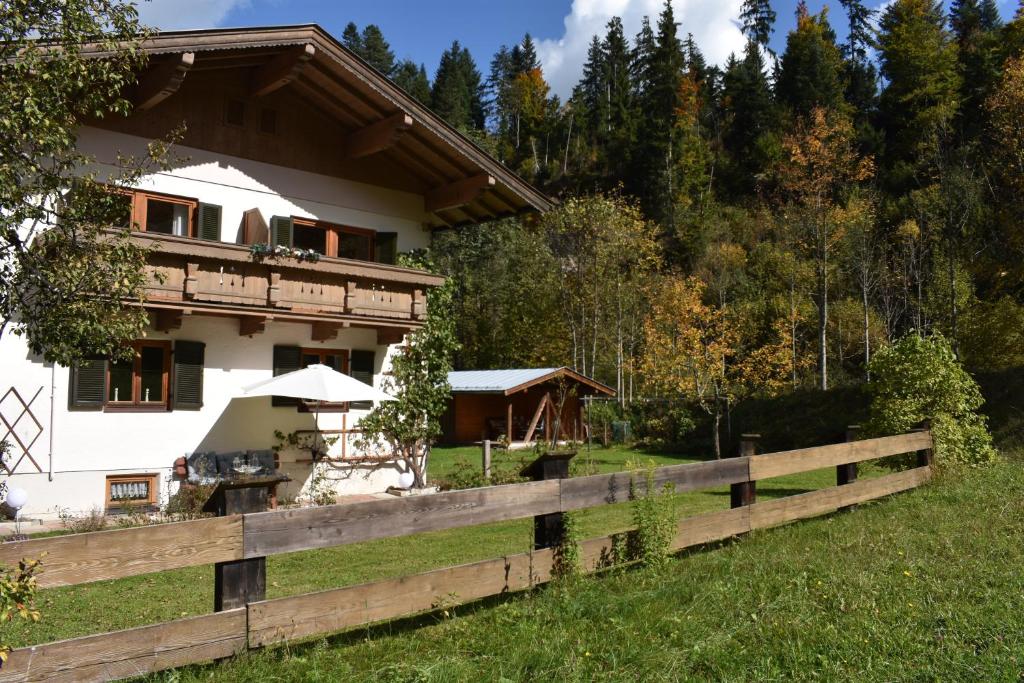Ferienhaus am Gebraweg in Fieberbrunn in Tirol - Saalbach, Leogang, Hochfilzen, Kitzbühel - 2