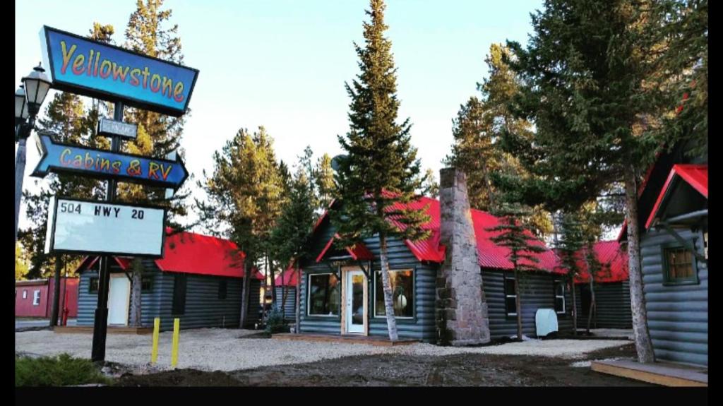 Yellowstone Cabins and RV photo