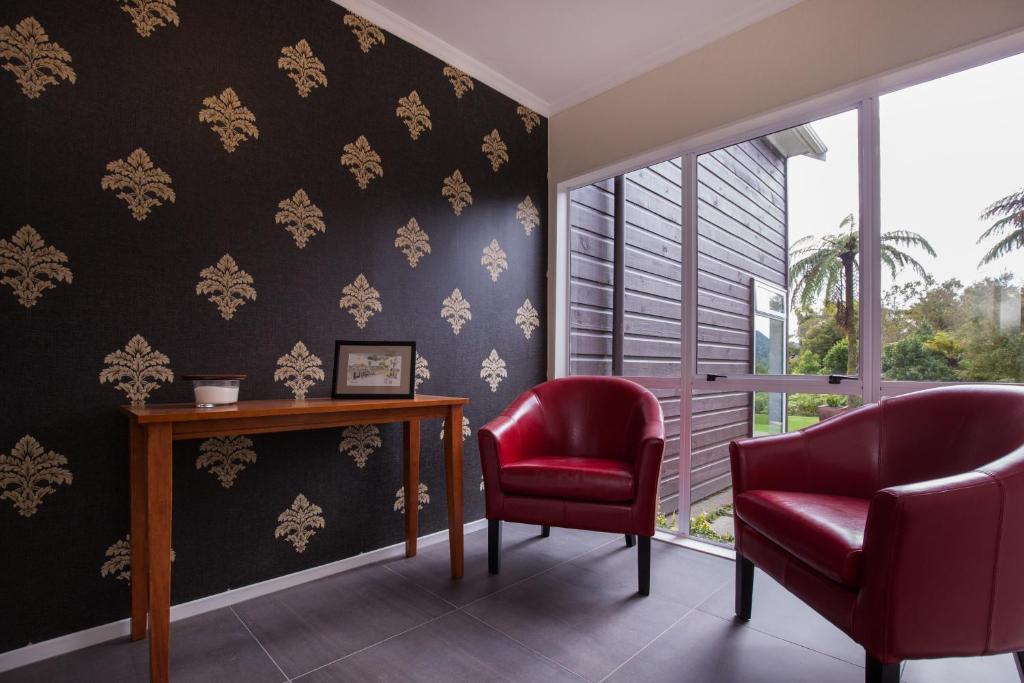 Facilities, Patuha Rainforest Retreat in Okato