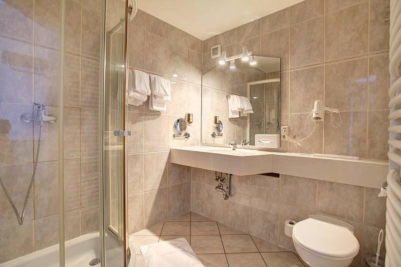 alfa hotel photo