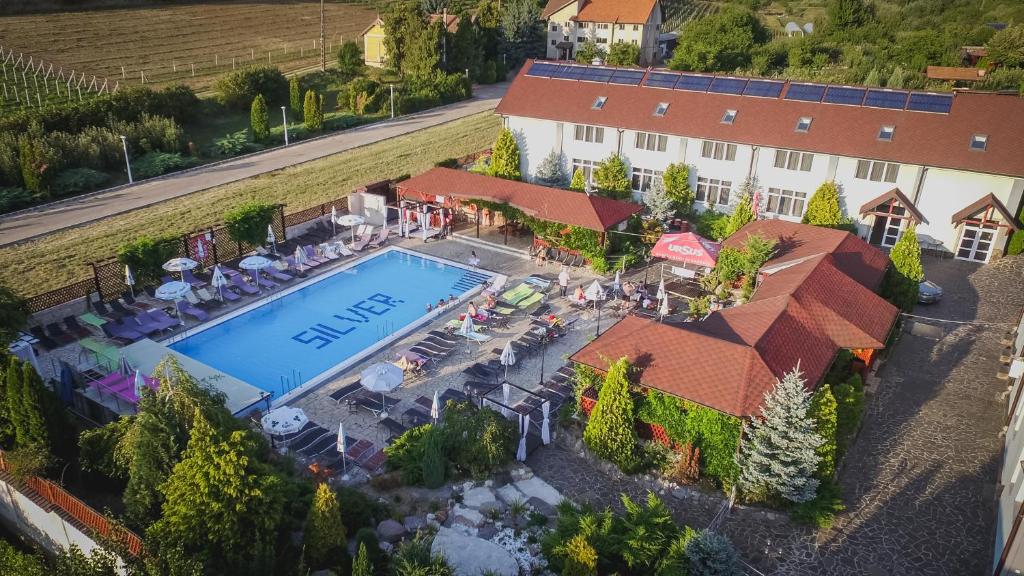 Silver Hotel