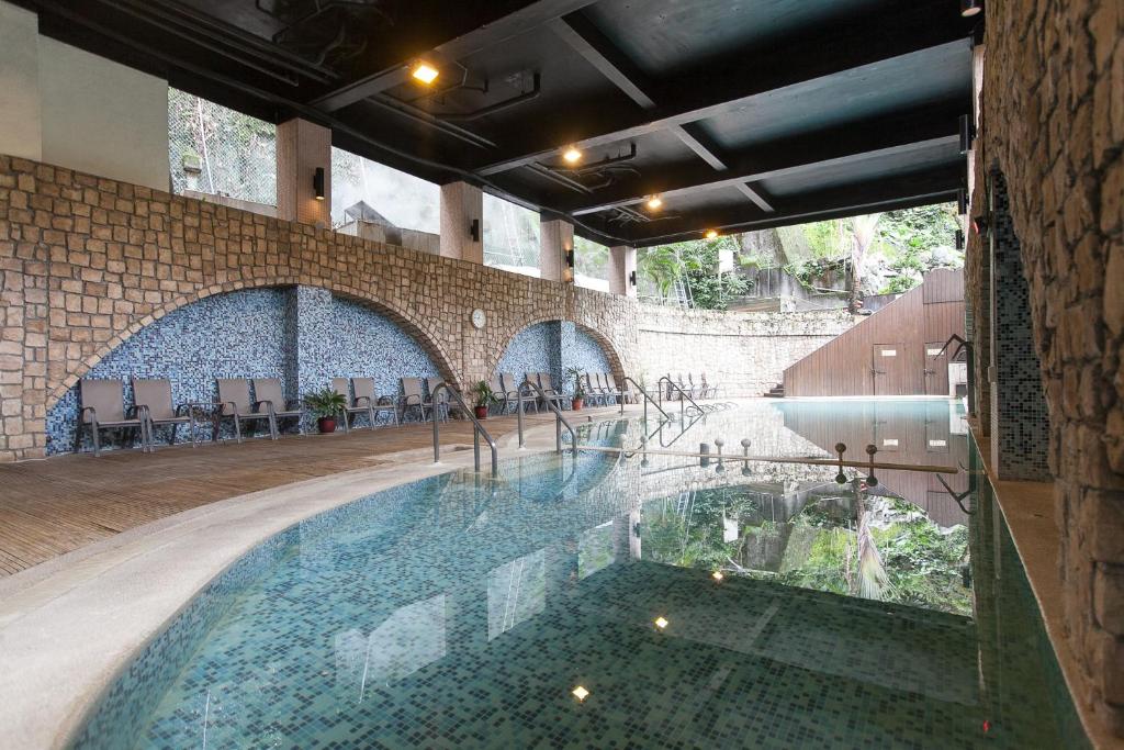 Hoya Hot Springs Resort & Spa