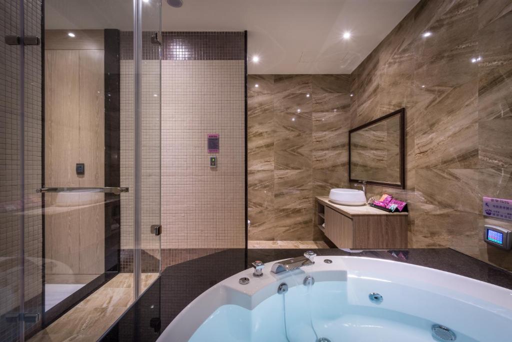 OUGE Boutique Motel - Pingtung photo