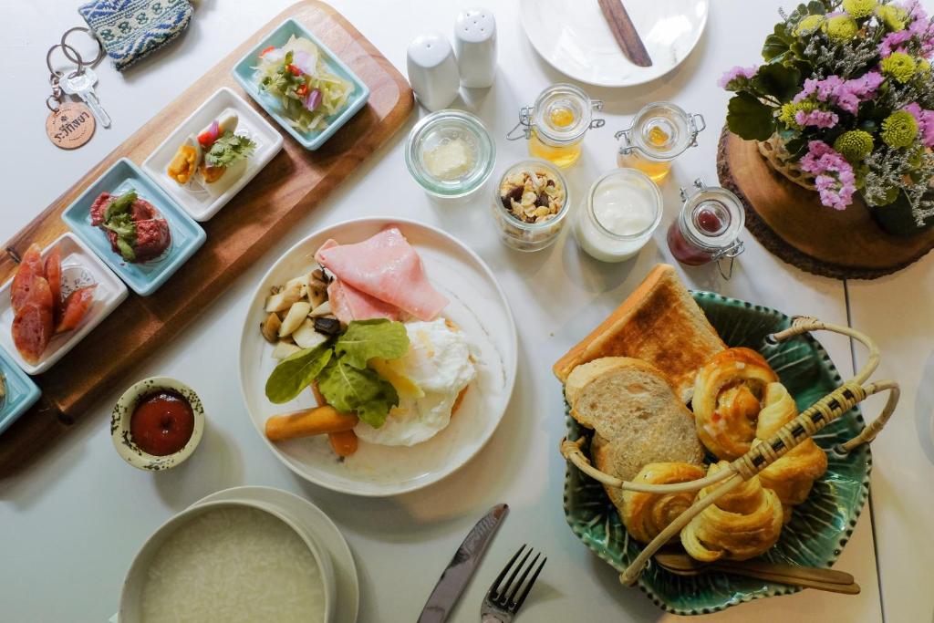 อาหารและเครื่องดื่ม