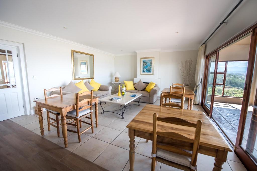 La Vista Lodge ラウンジ