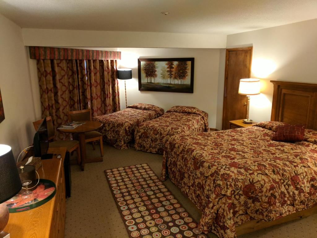 Greenbrier Inn Killington photo
