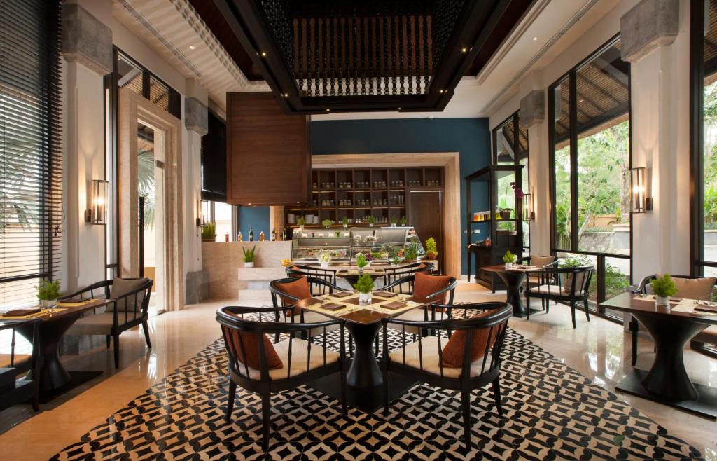 Bar/lounge, AYANA Villas Bali in Bali
