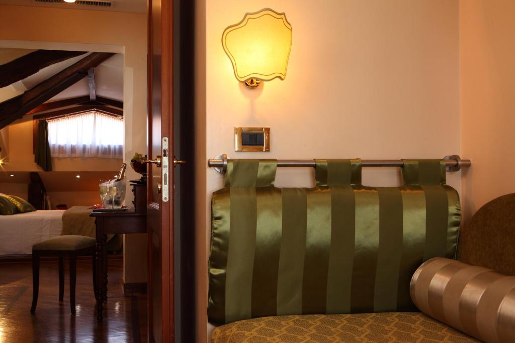 Pensione Accademia - Villa Maravege - 2