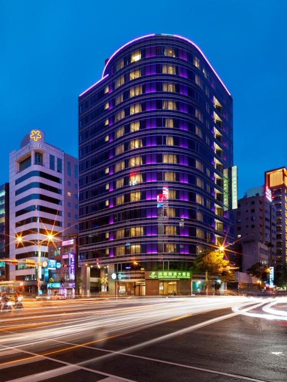 Exterior view, Green World Grand NanJing in Taipei