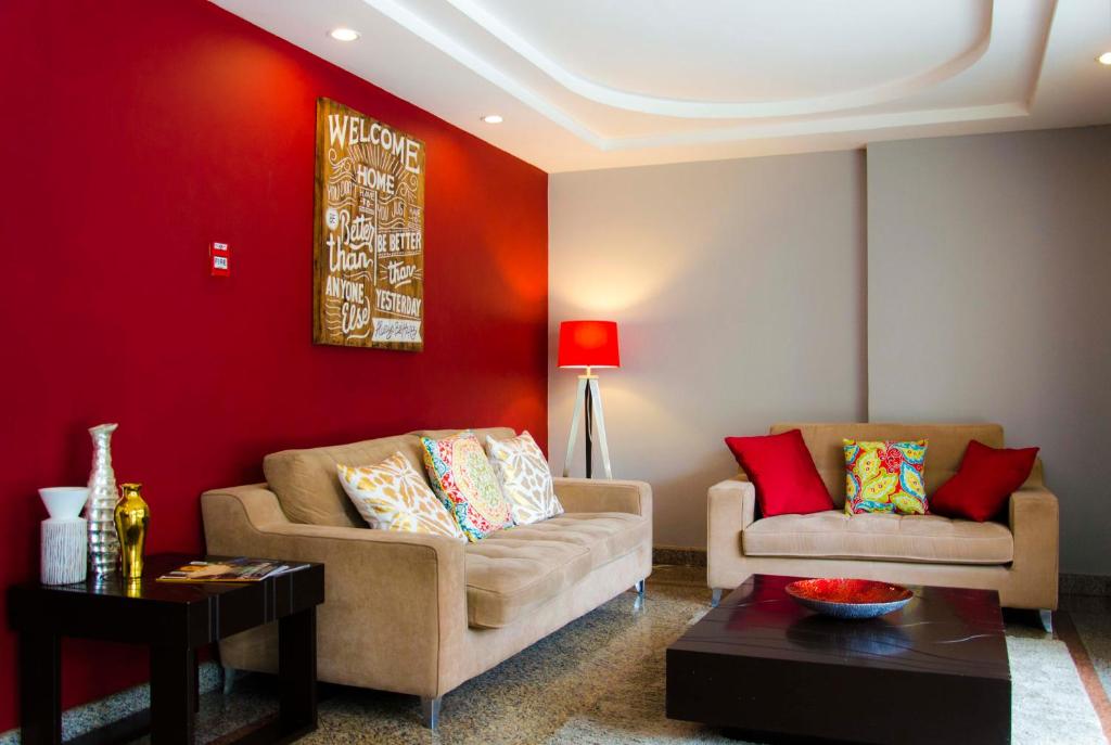 Aparthotel Sevilla Suites photo