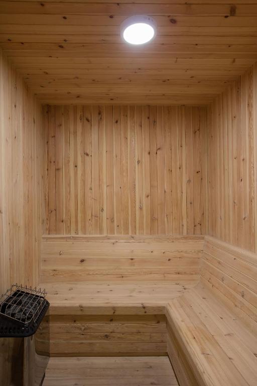 Steamroom