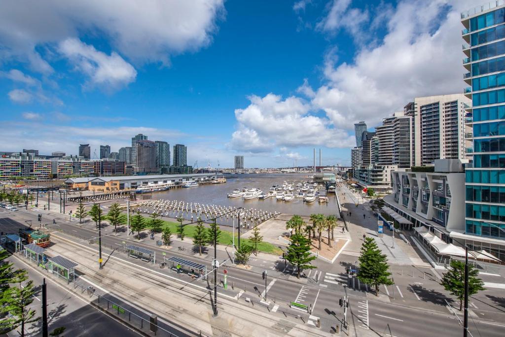 Docklands Private Collection - City Harbour Apartments, Melbourne