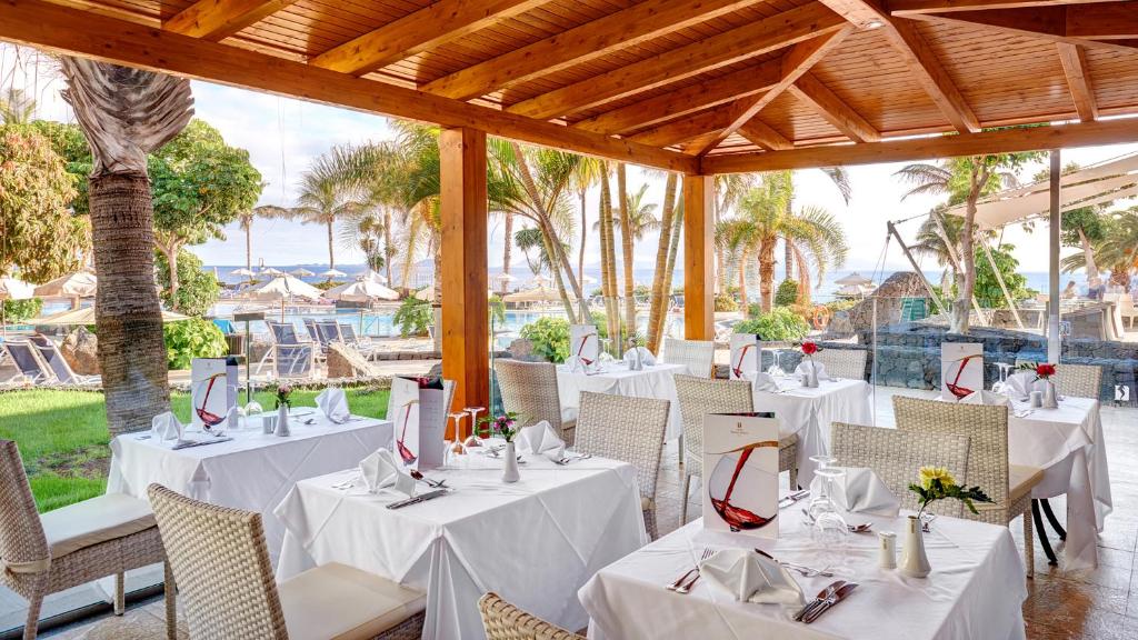 Hipotels Natura Palace Adults Only - 3