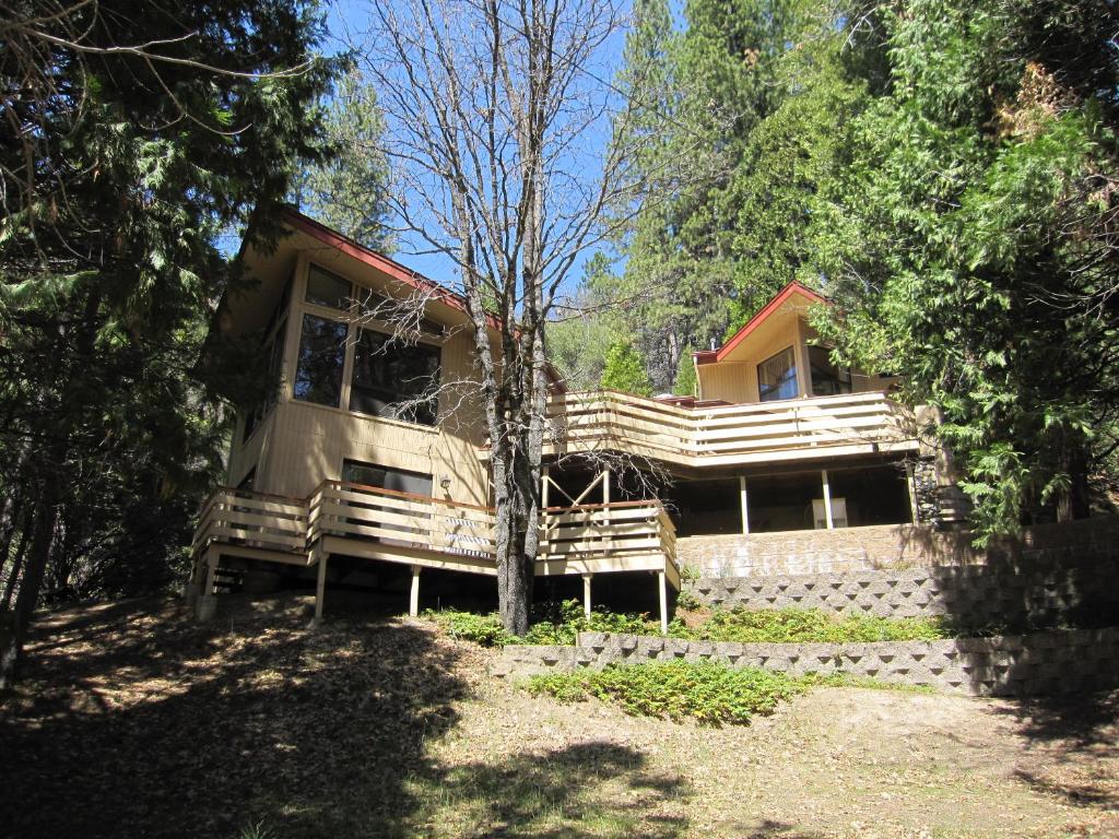 18A Pohono Pines, Wawona