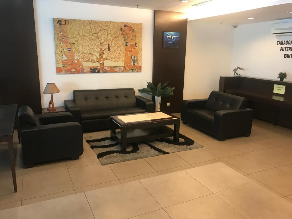 Elegant Suites at Taragon Bukit Bintang photo