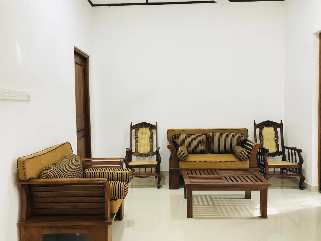 Pearl House Resort photo