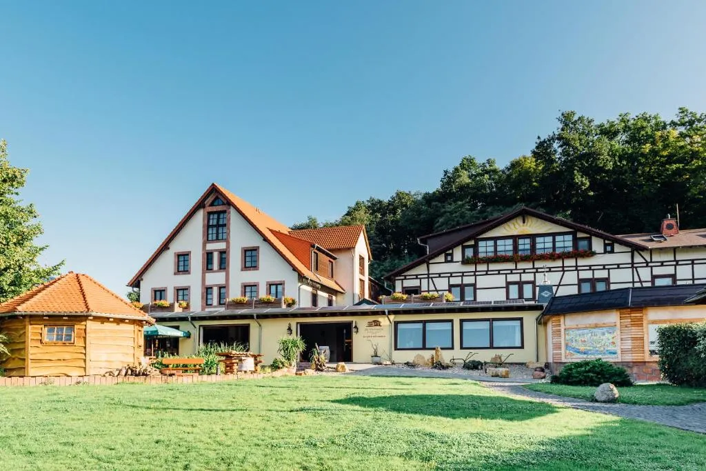 Erlebnishotel "Zur Schiffsmühle" GmbH, hotel in Höfgen
