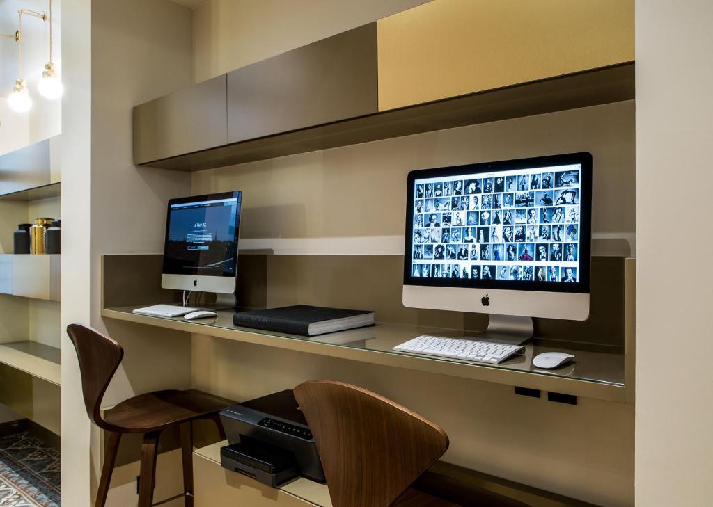 Business center