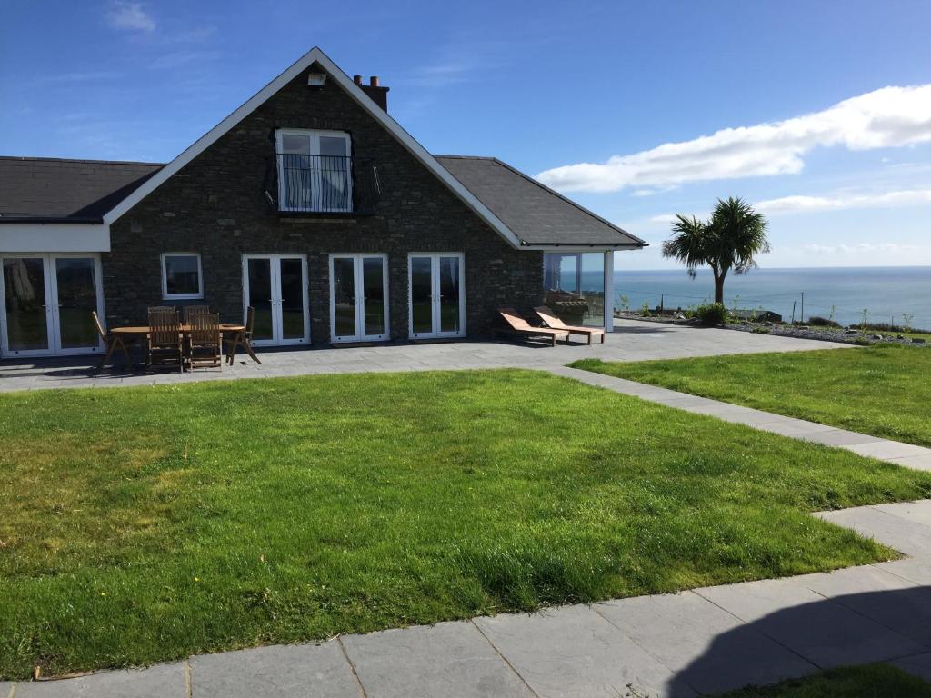 Ocean View,Kinsale, Exquisite holiday homes, sleeps 22
