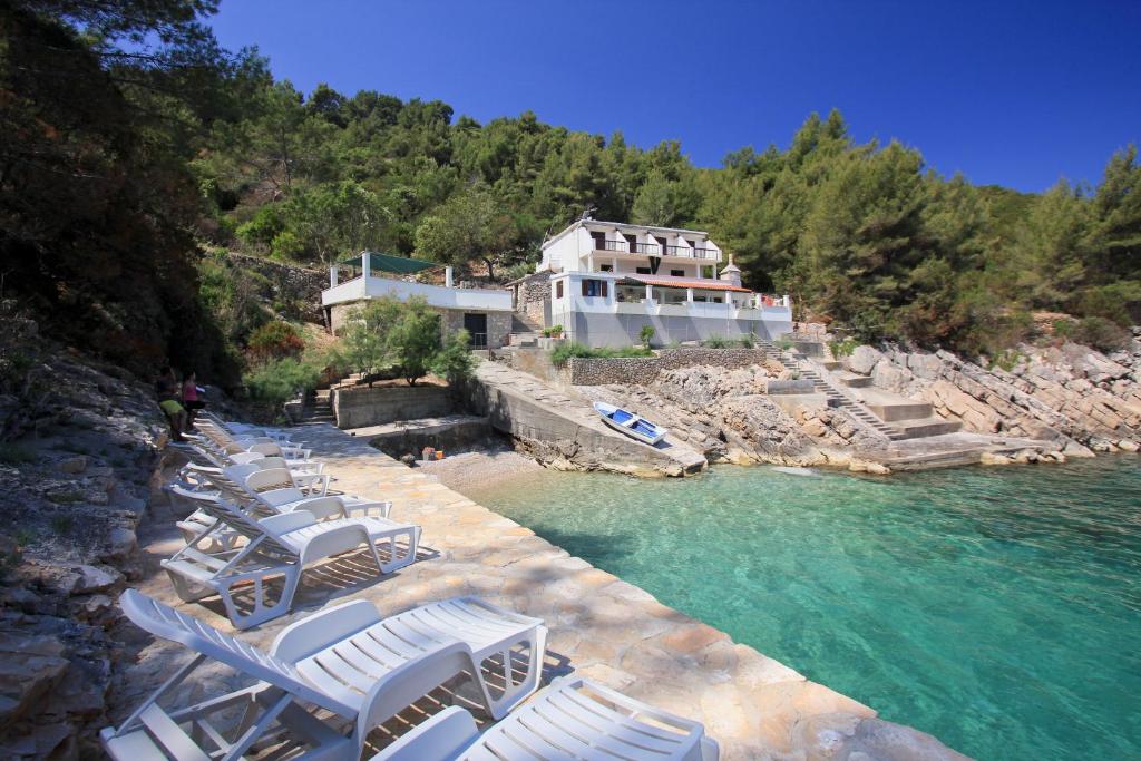 Robinson Monte Cristo — Hotel in Bogomolje