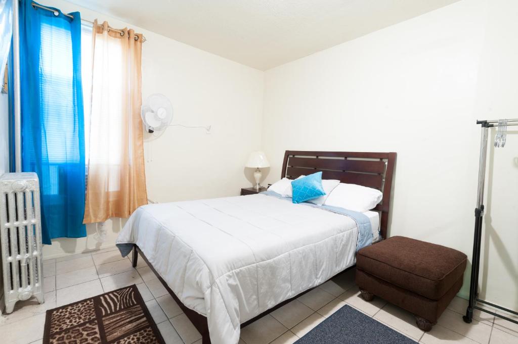 Hotels in Bronx, NY price from 132 of Hotels