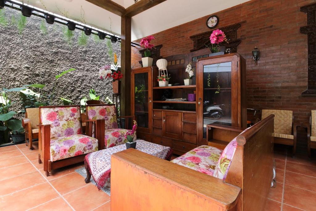 RedDoorz Plus near Jogja Kembali Monument