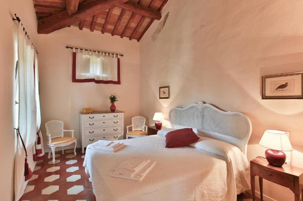 LA SERENELLA West Wing photo