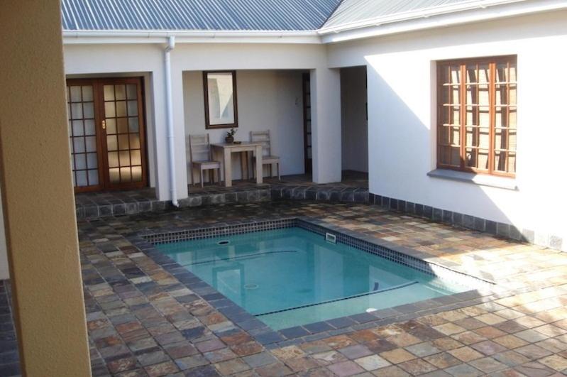 Baleia Guest Lodge photo