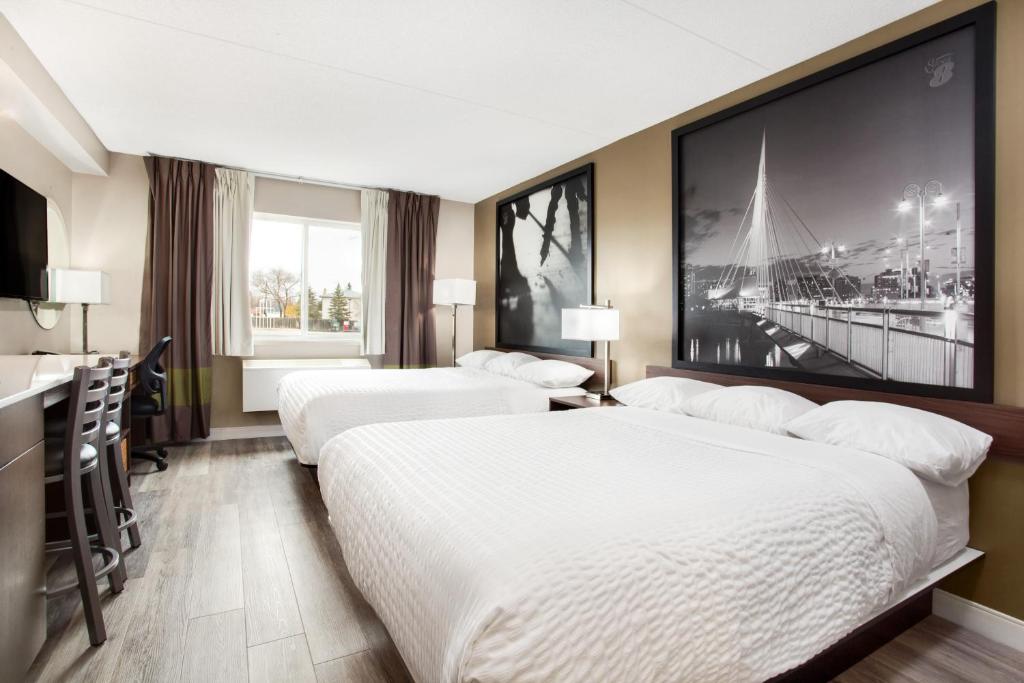 Super 8 By Wyndham Winnipeg West Photo 15