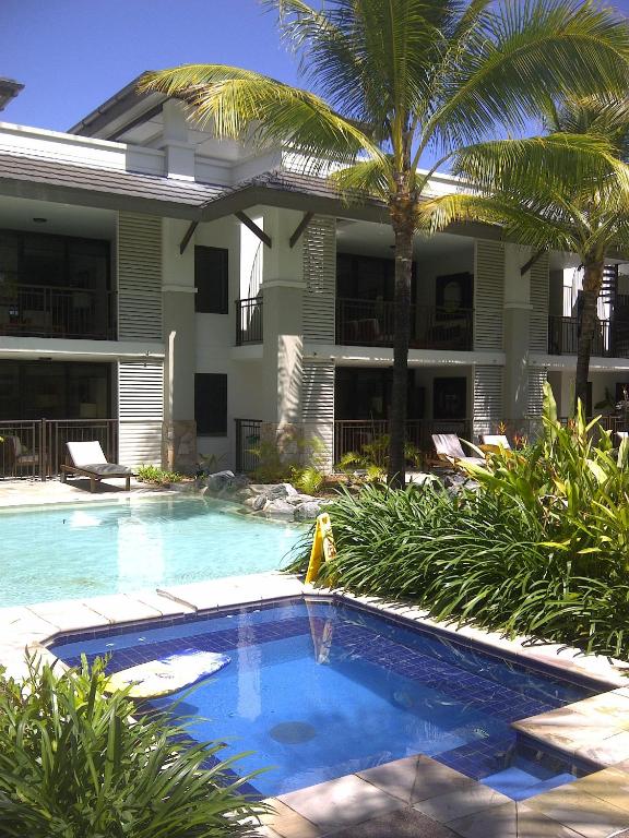 Penthouse 239 - Sea Temple Port Douglas photo