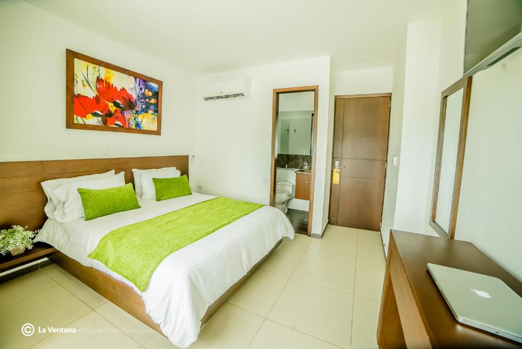 Hotel Titanium Plaza - 4