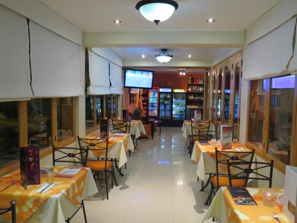 Hotel Las Flores - 4