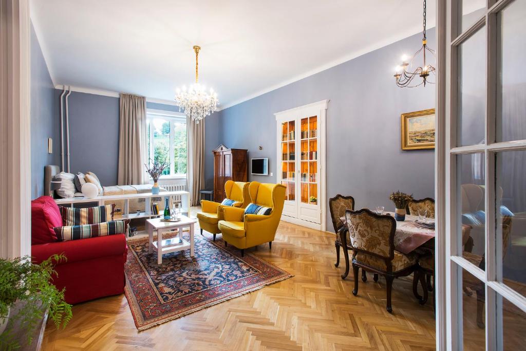Engel Apartman — Hotel in Budapest