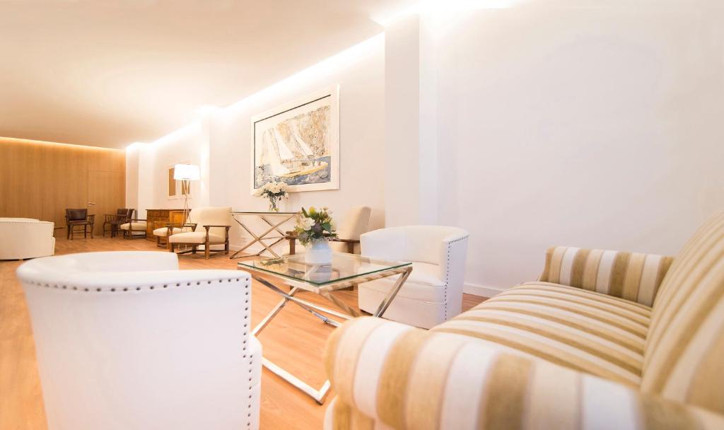 Apartamentos Miramar 1 photo
