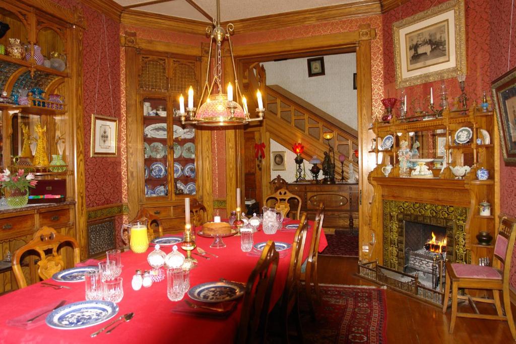 The Richards House photo