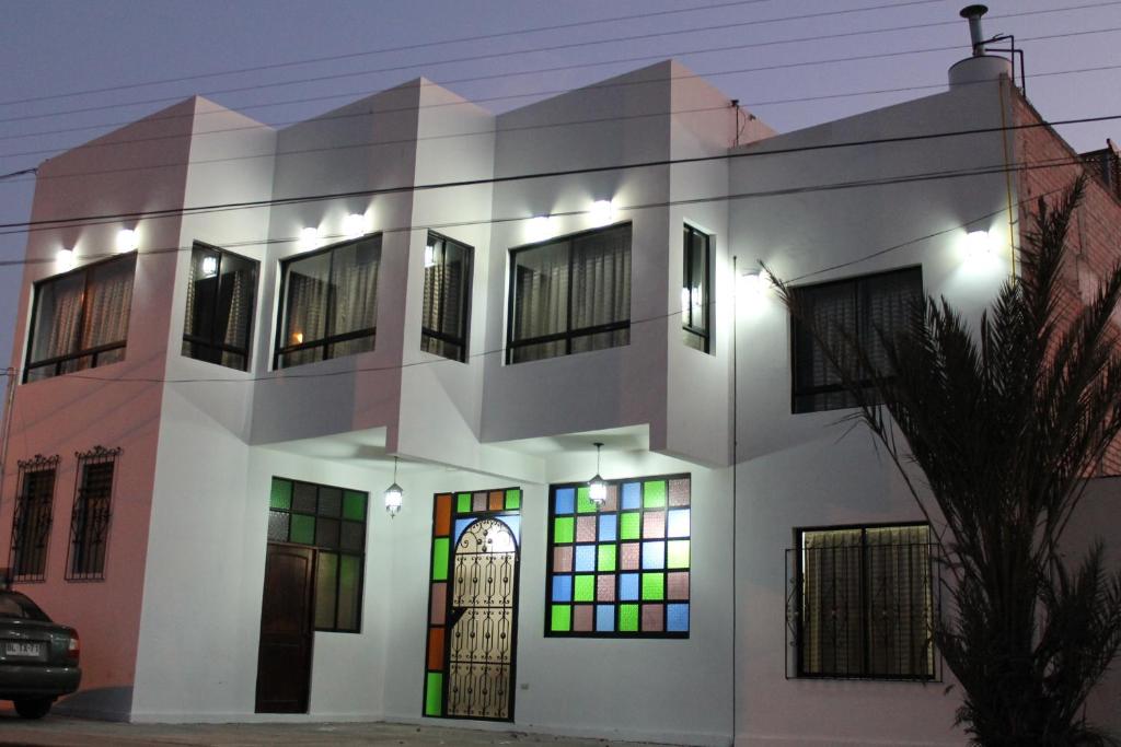 Hotel Andalucia — Hotel in Arica