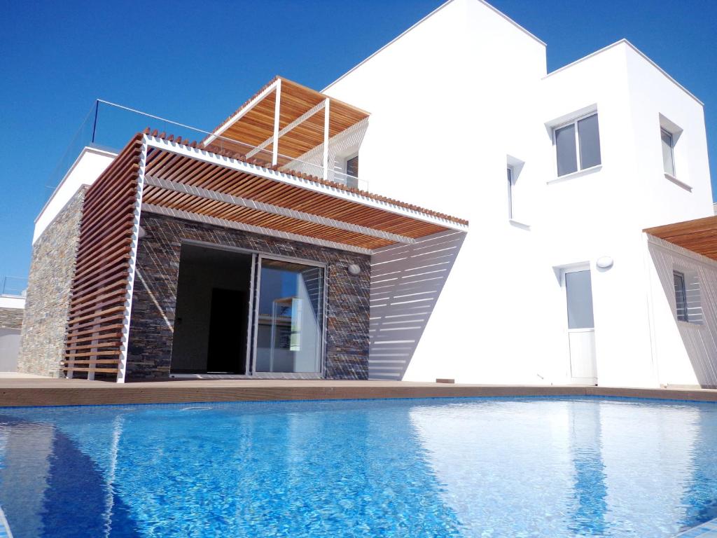 Plage Residences — Hotel in Paphos