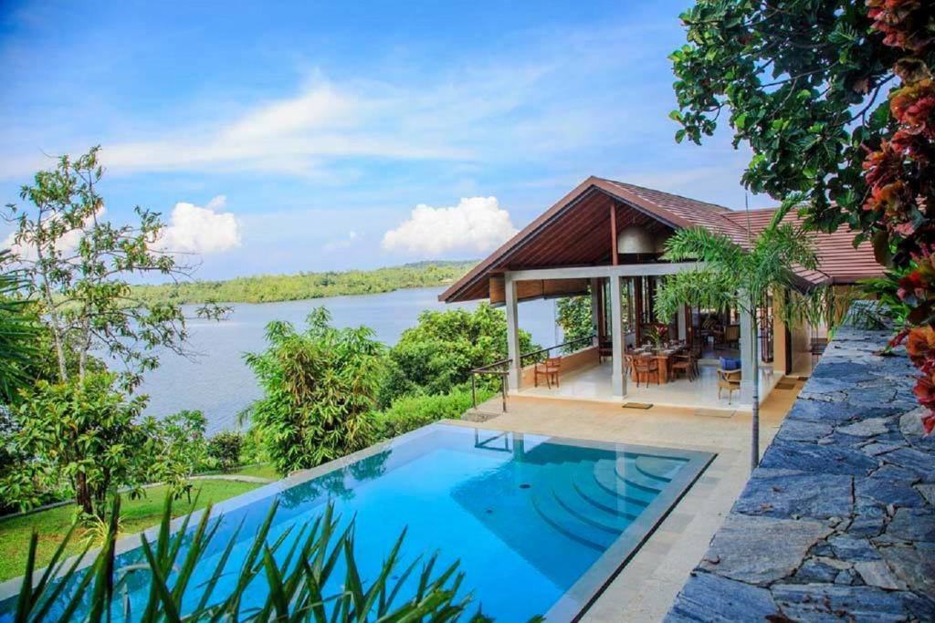 Sea Heart House on Koggala Lake — Hotel in Unawatuna