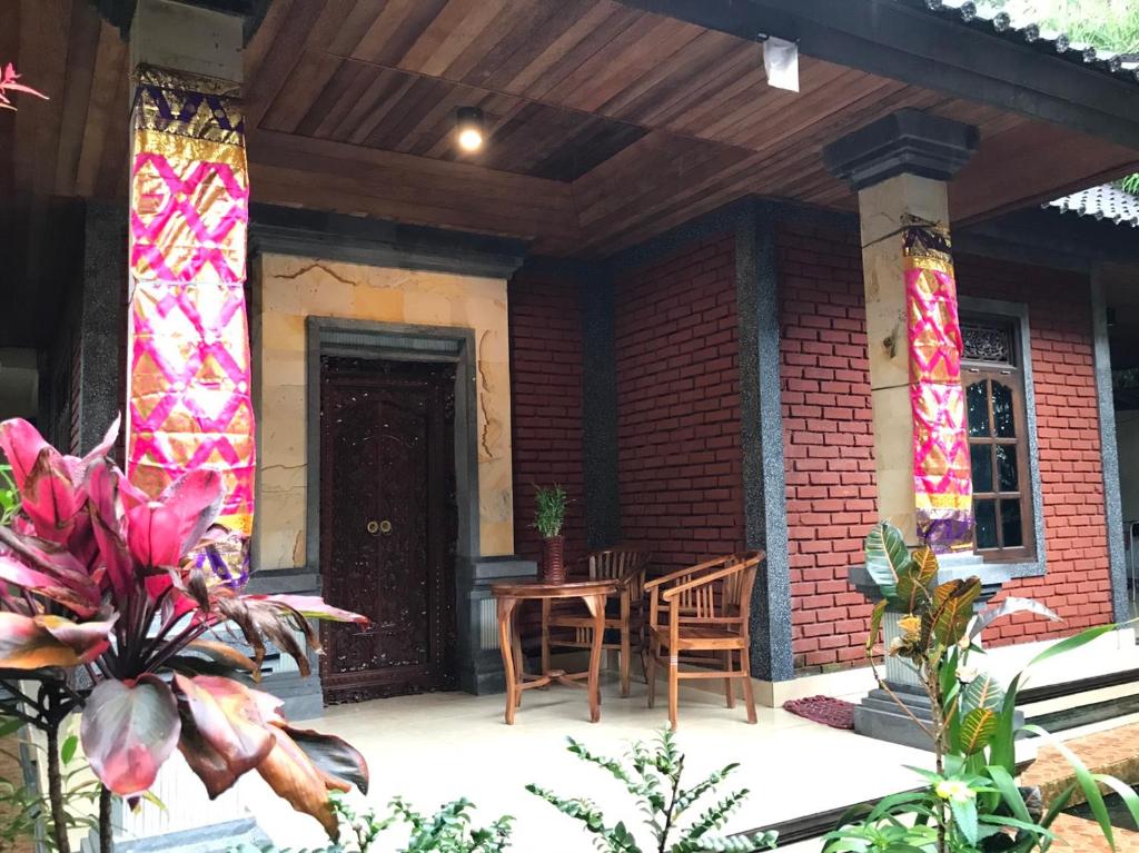 Patra House photo
