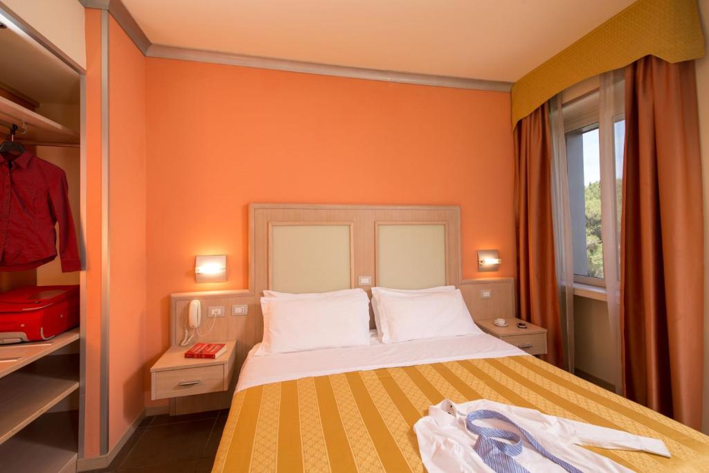 Hotel Mediterraneo Photo 11