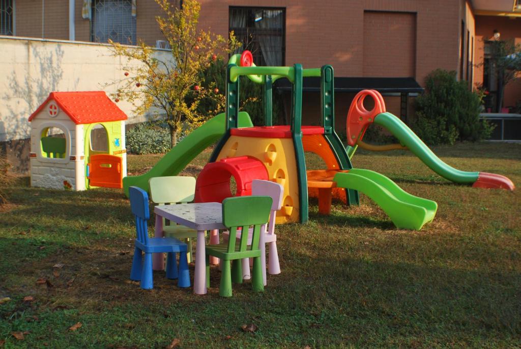 Garden, Hotel Belvedere in Turin