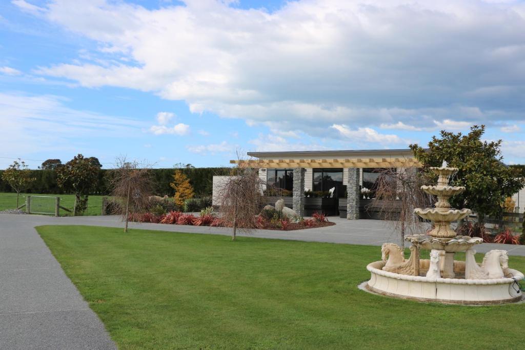 คัลดีน ลักชัวรี แอคคอมมอเดชั่น (Kalldeen Luxury Accommodation)