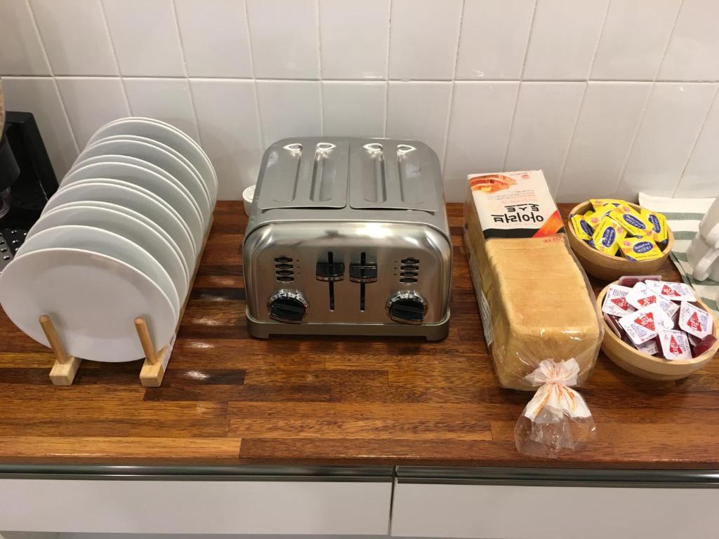 4. 화담여관 (Hw..