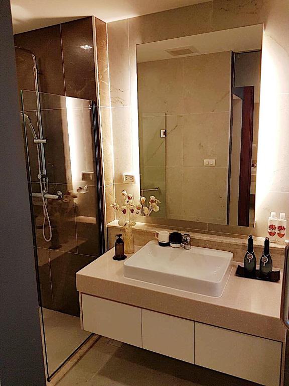 Well-appointed bathrooms