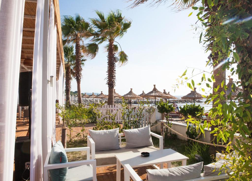 Umami Beach Resort(Karpen) photo